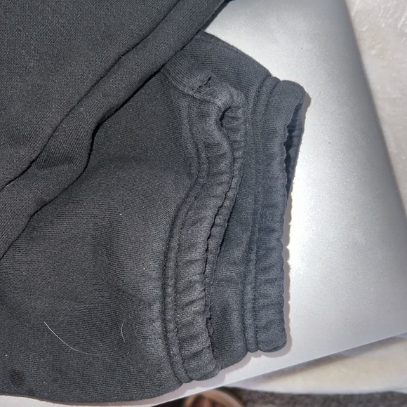 Essentials sweatpants - Picture 4 of 4